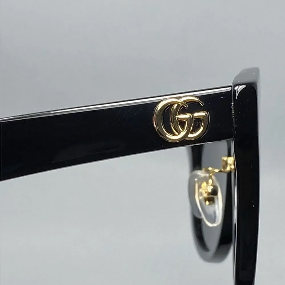 Gucci never worn